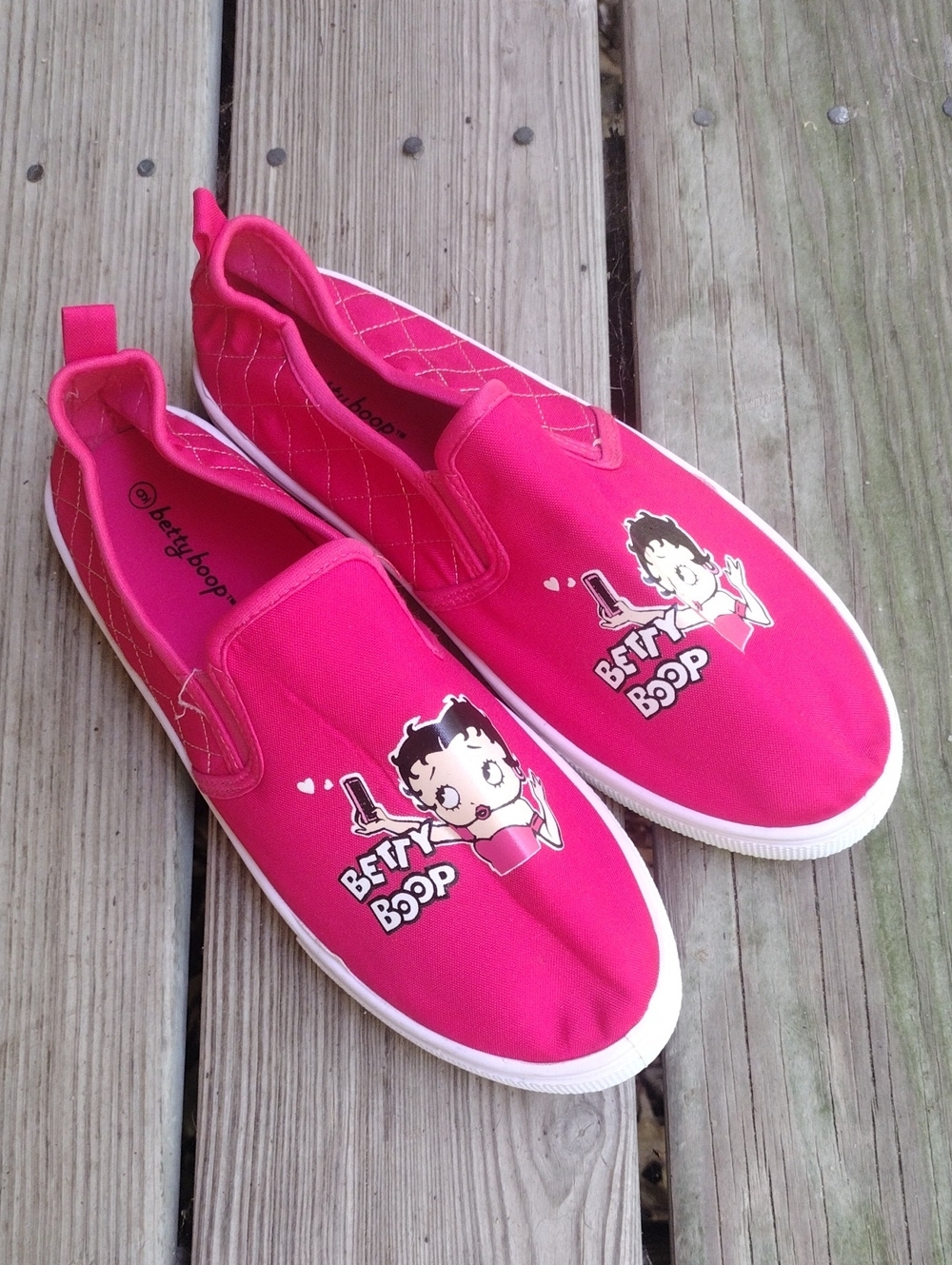 Betty Boop Bright Pink Slip-On Sneakers 9